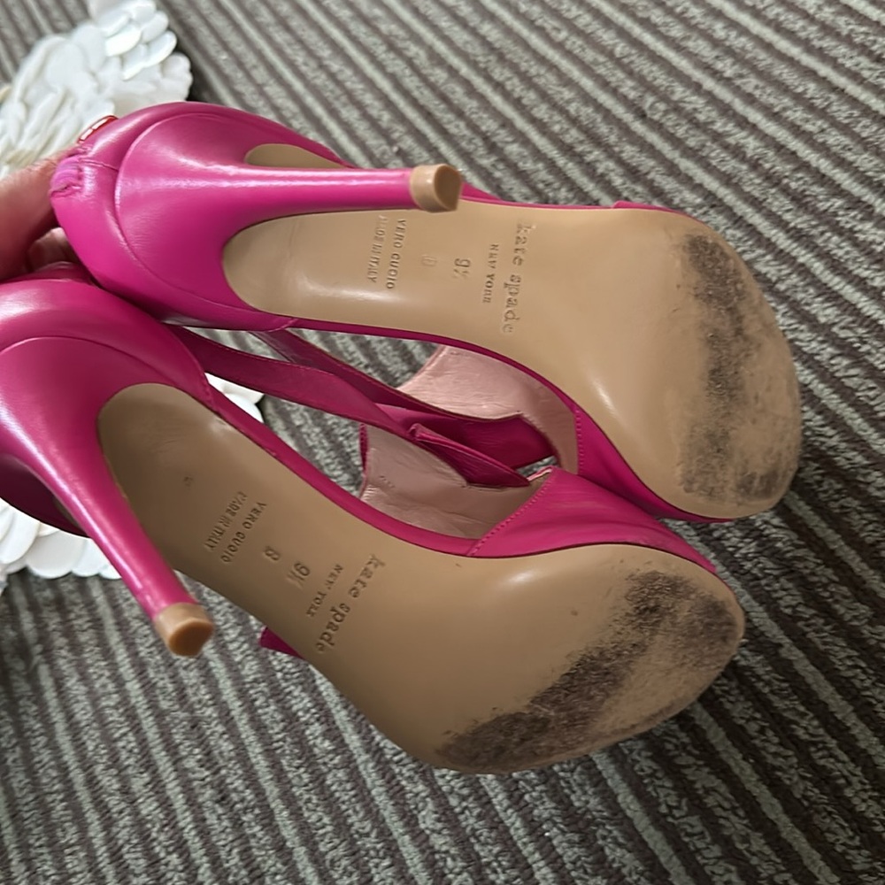 KATE SPADE IMELDA ZIP BACK FUCHSIA PINK BOW HEEL SIZE 9.5 - Picture 3 of 3